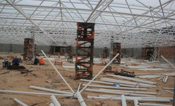 丹东盘点钢结构网架装配的步履和相关关注变乱